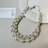 Colar Francês Retro com Pérolas Incrustadas de Diamante, Design Multicamadas para Mulheres, Corrente de Clavícula com Personalidade Única, Colar Moderno e de Alta Qualidade