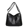 Bolso de Piel Suave para Mujer 2026 Estilo Nuevo Transfronterizo Textura de Piel Multicapa Bolso para Madre de Mediana Edad Gran Capacidad Bolso de Hombro Cruzado de Cuerpo Bolso de Moda