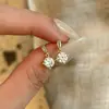 Pendientes de Tachuela Redondos Pequeños Brillantes Estilo Coreano, Pendientes Versátiles de Moda de Nicho, Plata de Ley S925, Pendientes Simples y Elegantes con un Toque de Alta Gama