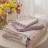 [Productos Premium de Xiangling] Juego de cuatro piezas de colcha de verano de gasa de doble capa transpirable 100% algodón con diseño de cordón, gasa de doble cara