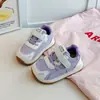 Zapatos para niños, zapatillas para niñas, nuevos zapatos de suela blanda para niños para primavera y otoño 2026, modernos zapatos Forrest Gump para bebés niñas y niños