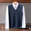 Colete de Cashmere 26 Outono/Inverno Novo Gola V Cor Sólida Solto Sem Mangas Suéter Moda Masculina Colete Casual