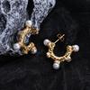 Pendientes de acero inoxidable de alta calidad Perla pendientes de otoño e invierno de aspecto caro fundición geométrica calientes pendientes todo-partido Moda