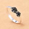 Anillo de Plata Esterlina S925 Chapado para Mujer, Anillo de Moda Distintivo y Moderno, Retro Plata Tailandesa, Anillo con Letra de Maldición
