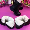 Botas Martin de Piel Gruesa Cálidas para Mujer 2026 Estilo Nuevo de Invierno Suela Suave Superficie Suave Antideslizantes Botines Gruesos con Forro de Terciopelo Fondo Plano Zapatos de Algodón