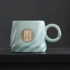 Taza de bronce de personalidad de alto valor taza de café con relieve creativo taza de agua para pareja grabada con tapa logo personalizado