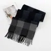 Bufanda 100% Lana Cálida Otoño e Invierno Bufanda a Cuadros para Mujer Suave Engrosada Versátil Bufanda de Alta Gama Venta al por Mayor