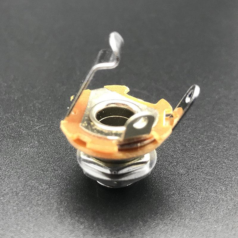 MI0566-Guitar output jack_8