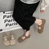 Nuevos zapatos de suela plana con separación de dedos para mujer, zapatos de corte bajo de una sola pieza 2026, cómodos zapatos Mary Jane, estilo retro de moda con correa elástica de suela blanda