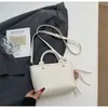 Bolso Pequeño de Mano para Mujer, Nuevo Estilo Primavera 2026, Bolso de Hombro Retro de Alta Gama, Bolso Cruzado Tipo Cubo para Viajes al Trabajo