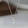 Corrente para Clavícula Banhada a Ouro Real com Zircônia Microincrustada para Mulheres, Colar com Laço de Design de Nicho, Corrente Simples para Pescoço, Cobre Banhado a Ouro Real