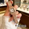 Nova Moda Kajia Moda Relógio Quadrado Feminino com Mostrador Pequeno Cravejado de Diamantes, Pulseira de Aço Leopardo, Quartzo, Modelo Feminino Estudante Atacado