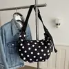 Otoño 2026 Nuevo Bolso Croissant Plisado de Lunares para Mujer Gran Capacidad Bolso Cruzado de Hombro Estampado Versátil para Viajar Estudiante