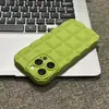 Adecuado para Apple 17Promax Funda Protectora de Cuadros Estéreo para iPhone16Pro Funda Sencilla Nueva para Teléfono Móvil 15 Anti