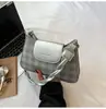 Bolsas de Design de Nicho de Alta Qualidade 2025 Novas Bolsas Femininas Populares Versáteis Bolsa Transversal Bolsa Popular de Ombro Único para Axila