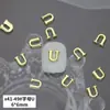 X41 novo dourado 26 letras em inglês joias para unhas atacado simples tridimensional liga metálica diy decoração de unhas