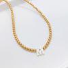 Collar de Concha Natural de Aguas Profundas con 26 Letras para Mujer Estilo Ins Nicho Lujo Ligero Tejido Chapado en Oro de Cobre de 18K Cadena para Clavícula con Cuentas
