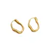 Pendientes Irregulares Retro para Mujer, Lujo Ligero, Pendientes de Acero de Titanio Chapados en Oro de Alta Gama, Diseño de Nicho, Pendientes para el Trabajo, Modernos y Versátiles