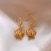 Pendientes de Estrella de Circonita Dorada Estilo Nuevo 2026 para Mujer, Elegantes y de Moda, Pendientes de Gama Alta, de Nicho y Únicos, Accesorios para Orejas de Lujo Ligero