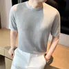 Nova Camiseta Masculina de Tricô de Liocel para o Verão 2026, Color Block, Respirável, Gola Redonda, Manga Curta, com Mangas Falsas de Dois Peças e Punhos