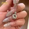 Colar com Pingente Exquisito de Espuma d'Água de Jade Edelweiss Natural Mais Vendido com Banhado a Prata e Cabochão Natural de Gelo Alto