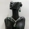 Suministro Transfronterizo, Conjunto de Collar de Novia de Venta Caliente Europeo y Americano, Cadena para Clavícula con Forma de Corazón de Pedrería Versátil de Gama Alta y Pendientes Conjunto de Dos Piezas