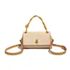 Bolso Pequeño Cuadrado Versátil Monica Chic Modelo Nuevo 2026 Bolso Cruzado Monograma para Mujer con un Toque de Alta Gama, Adecuado para el Viaje Diario y Uso como Bolso de Mano