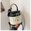 Bolso retro pequeño transfronterizo para mujer, nuevo y elegante bolso de mano con pañuelo de seda, bolso de hombro y bandolera de nicho de alto valor, moderno