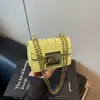 Bolsa Mini de Corrente Simples e Fashion Estilo Coreano Cor Sólida Estilo Estrangeiro Saída Moedas Pequena Quadrada Cor Doce Bolsa Transversal