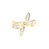 Pin de Solapa Pequeño de Lazo Exquisito Micro-Pavimentado con Circonita Chapado en Oro Pin Pequeño Versátil Accesorio Anti-Exposición para Mujeres