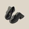 Mocassins Dourados Estilo Francês com Aumento Interno de Altura Inspirados em Moedas de Ouro Chanel para Mulheres, Novos Sapatos de Couro Estilo Britânico com Sola Grossa para Mulheres, Coleção Primavera/Outono 2025