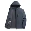 Directo de la fábrica de origen, chaqueta exterior estándar de otoño para hombre, corte holgado, talla grande, abrigo de trabajo multibolsillos