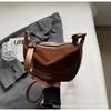 Bolsa de Ombro Única com Design de Nicho Estilo Coreano para Mulheres 2026 Retro Fosca Moda Simples Cor Sólida Nova Bolsa Transversal de Bolinho