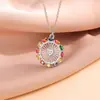 Collar Colgante Rueda de la Fortuna de Piedras Preciosas Coloridas con Diseño de Diamante, Diseño de Nicho de Lujo Ligero, Joyería Versátil y Elegante de Cadena para Clavícula