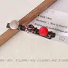 Presilha de Cabelo Pequena Estilo Chanel para Mulheres, Influenciadora do TikTok, Presilha Bico de Pato, Bola de Cabelo Trançada com Pom-Pom, Presilha Lateral, Presilha Simples para Franja, Atacado de Acessórios de Cabelo