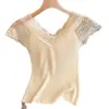 Top de camiseta de punto con retazos de encaje color albaricoque, cuello en V, manga corta para mujer, nuevo estilo de verano, top interior elegante y ajustado.