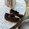 Novos Sapatos de Couro Infantis Primavera 2025, Simples e Versáteis, Boca Rasa, Solado Macio, Sapatos Fashion de Vovó