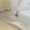 Pendientes de perla esmeralda para mujer exquisitos pequeños elegantes pendientes de lujo ligero para ir al trabajo diseño de lujo ligero pendientes que combinan con todo
