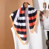 Pañuelo Cuadrado Estampado Retro Francés de 70 cm para Mujer, Pañuelo de Seda de Alta Gama para el Trabajo, Elegante y con Estilo, Combinado con una Blusa y un Pañuelo Pequeño
