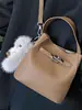 Bolsa de Ombro Nova Moda Inverno 2025, Bolsa Transversal, Bolsa de Mão de Nicho de Alto Valor, Bolsa Saco, Bolsa Cesta de Legumes