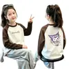 Camiseta de felpa para niñas, raglán, bloques de color, manga larga, Otoño Invierno 2026, estilo nuevo, para niños medianos y grandes, capa base, top casual, moderno