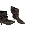 Botas de plataforma de tubo ancho de metal retro con hebilla de pirata para mujer, nueva colección otoño/invierno 2026, dulces y geniales, estilo atrevido, botas de moda con punta fina
