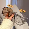 Novos óculos de grau fotocromáticos com proteção contra luz azul, armações estilosas de alta qualidade, armações quadradas da moda para mulheres, efeito emagrecedor, visual natural