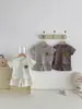 Conjunto de Shorts de Manga Corta Estilo Coreano de Verano para Niños y Niñas, Conjunto Casual Delgado de Dos Piezas de Oso Waffle para Bebés