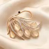 Broche de Mariposa Vintage para Mujer, Pin de Nicho de Alta Gama, Elegante y con Estilo, para Fijar Ropa y Trajes, Joyería de Perlas al por Mayor
