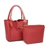 Bolsa Transversal Feminina Elegante com Lenço de Seda com Letra H, Novo Estilo de Luxo 2025, Couro Super Macio, Bolsa Cesta de Vegetais