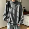 Camiseta térmica de manga larga con cuello medio para hombre, adecuada para otoño, top casual holgado, camiseta versátil de moda