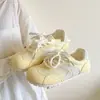 Zapatillas de Entrenamiento Retro Alemanas para Mujer 2026 Nuevas Populares de Verano con Suela Fina Calzado Deportivo con Malla Transpirable Zapatillas Planas Blancas para Mujer