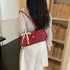 Moderna Bolsa Nueva para Debajo del Brazo para Verano, Estilo Coreano, Versátil Bolso Baguette de Lunares para Mujer, Estilo Viajero 2026