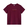 Nueva Camiseta con Letra para Mujer de Mediana Edad 2025 Verano Holgada Talla Grande Aspecto Adelgazante Cubre Vientre Hombro Derecho Manga Corta